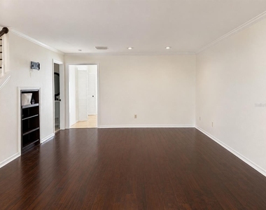 301 S Bungalow Park Avenue - Photo Thumbnail 3
