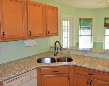 29530 Waggle Drive - Photo Thumbnail 10