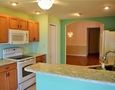 29530 Waggle Drive - Photo Thumbnail 3