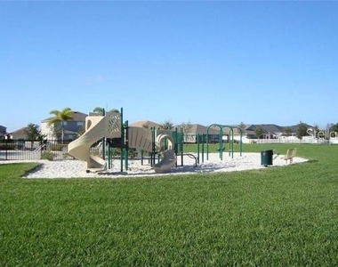 1742 Mira Lago Circle - Photo Thumbnail 32
