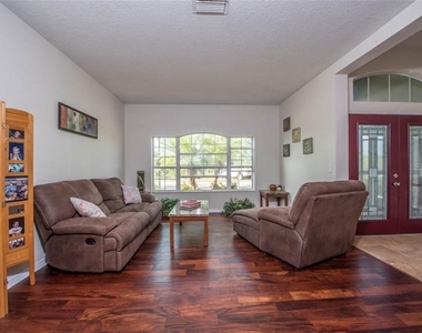 1742 Mira Lago Circle - Photo Thumbnail 10
