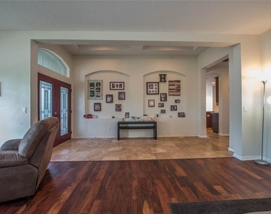 1742 Mira Lago Circle - Photo Thumbnail 12