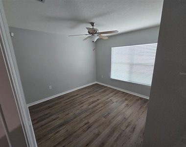 4703 Sw 85th Place - Photo Thumbnail 7