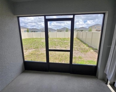 4703 Sw 85th Place - Photo Thumbnail 15