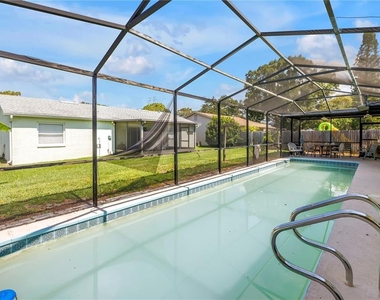 3216 Pine Haven Drive - Photo Thumbnail 27