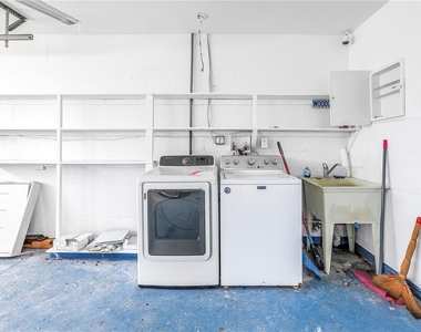 3216 Pine Haven Drive - Photo Thumbnail 30