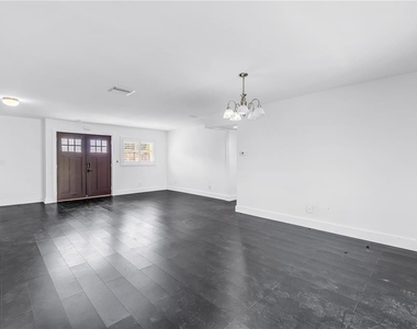 3216 Pine Haven Drive - Photo Thumbnail 9