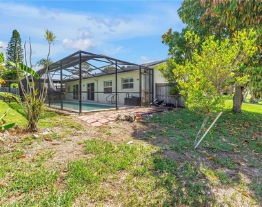 3216 Pine Haven Drive - Photo Thumbnail 24