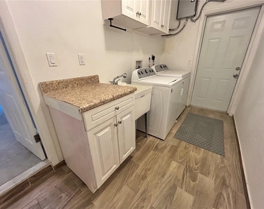 1444 Overcash Drive - Photo Thumbnail 18