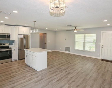 1444 Overcash Drive - Photo Thumbnail 4