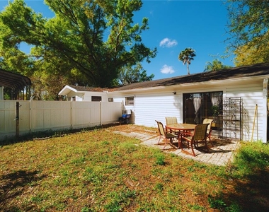 15509 Casey Road - Photo Thumbnail 9