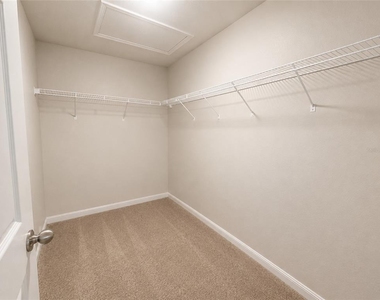 1352 Derry Avenue - Photo Thumbnail 15