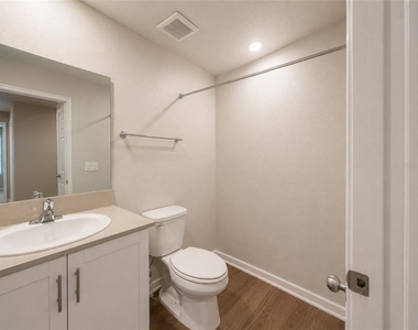 1352 Derry Avenue - Photo Thumbnail 20