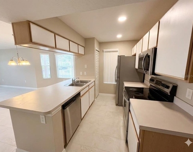 3156 Britannia Boulevard - Photo Thumbnail 6
