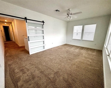 13456 Laxness Street - Photo Thumbnail 16