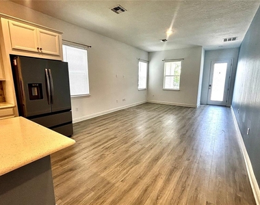 13456 Laxness Street - Photo Thumbnail 5