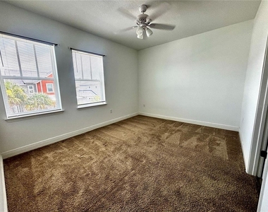13456 Laxness Street - Photo Thumbnail 19