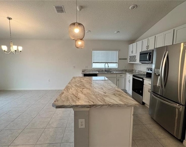 3182 Eagle Hammock Circle - Photo Thumbnail 5
