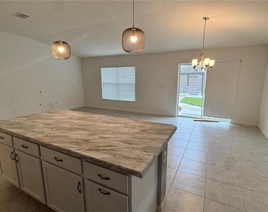 3182 Eagle Hammock Circle - Photo Thumbnail 6