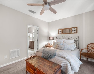 5636 Nw 37th Lane Road - Photo Thumbnail 17