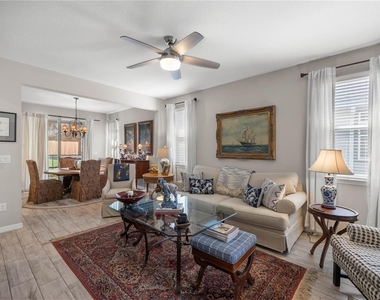 5636 Nw 37th Lane Road - Photo Thumbnail 3