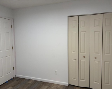 5920 Nw 62nd Place - Photo Thumbnail 23