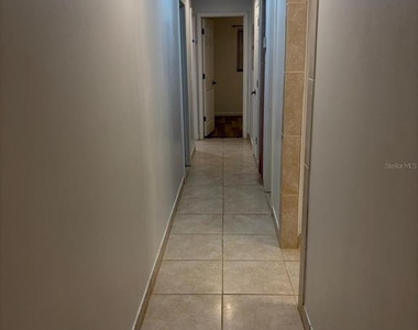 5920 Nw 62nd Place - Photo Thumbnail 15
