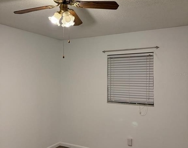 5920 Nw 62nd Place - Photo Thumbnail 25