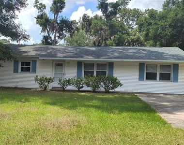 5920 Nw 62nd Place - Photo Thumbnail 1