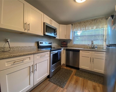 255 W Osceola Street - Photo Thumbnail 1