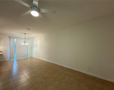 1036 Laurel Ridge Lane - Photo Thumbnail 3