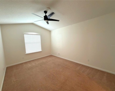 1036 Laurel Ridge Lane - Photo Thumbnail 6
