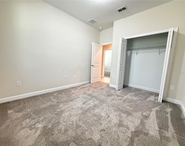 4921 Lotta Court - Photo Thumbnail 17
