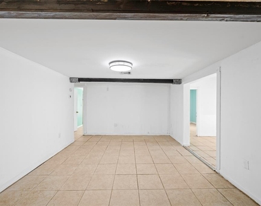 1230 E 1st Avenue - Photo Thumbnail 15