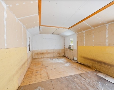 1230 E 1st Avenue - Photo Thumbnail 29