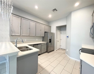 15060 Willow Arbor Circle - Photo Thumbnail 9
