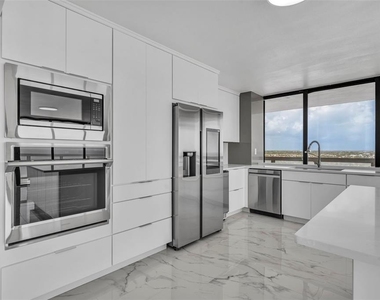 3000 N Atlantic Avenue - Photo Thumbnail 26