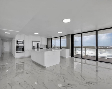 3000 N Atlantic Avenue - Photo Thumbnail 1