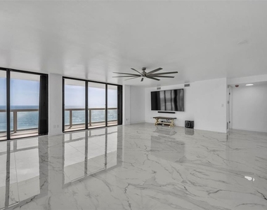3000 N Atlantic Avenue - Photo Thumbnail 9