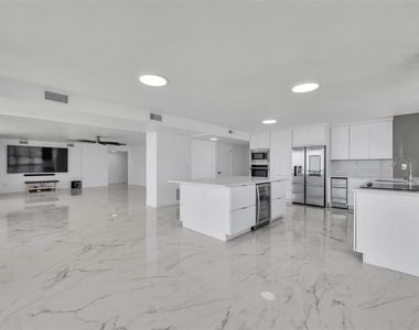 3000 N Atlantic Avenue - Photo Thumbnail 28