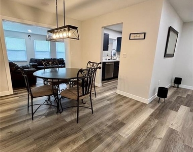 612 Wood Drive - Photo Thumbnail 14