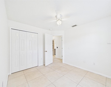 128 Eagle Point Boulevard - Photo Thumbnail 11