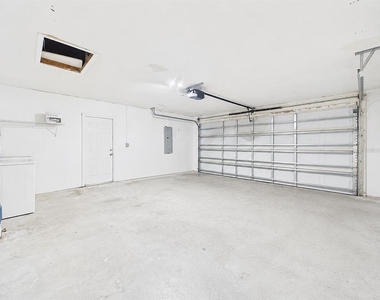 128 Eagle Point Boulevard - Photo Thumbnail 29