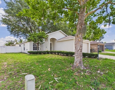 128 Eagle Point Boulevard - Photo Thumbnail 33