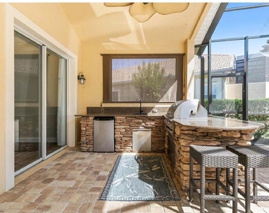 2 Village View Way - Photo Thumbnail 15