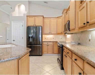 2 Village View Way - Photo Thumbnail 7