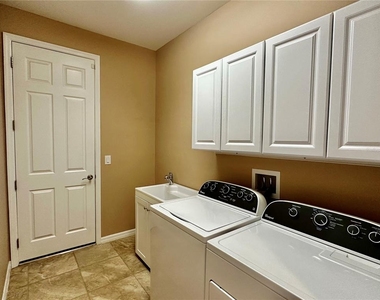 1321 Cielo Court - Photo Thumbnail 38