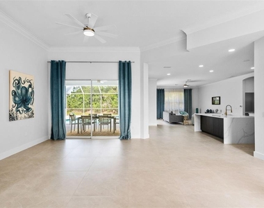 629 Sawgrass Bridge Road - Photo Thumbnail 12