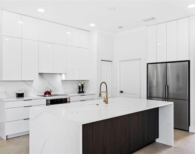 629 Sawgrass Bridge Road - Photo Thumbnail 32