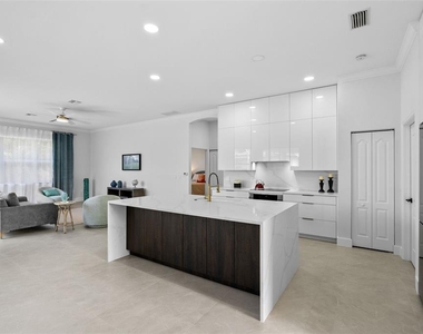 629 Sawgrass Bridge Road - Photo Thumbnail 14